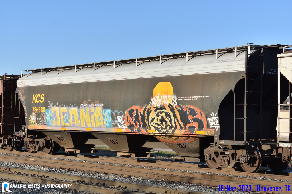 PRN2023030329_499 Kansas City Southern KCS 286680 Hopper Car 60 1" LO C114 3 Bay Covered Cylindrical 5200cf